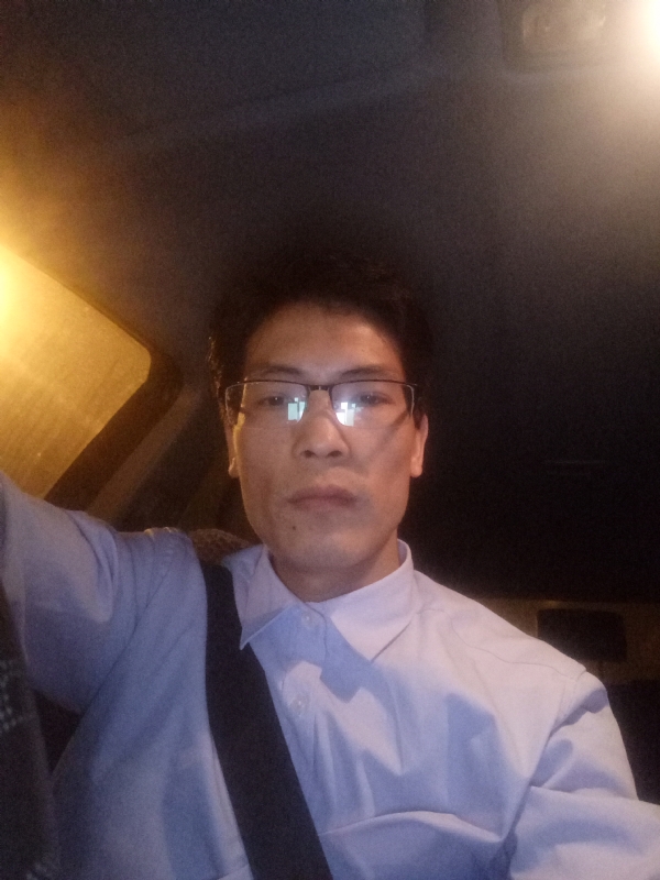 爱也要以诚相待的第三张照片--福安婚介网