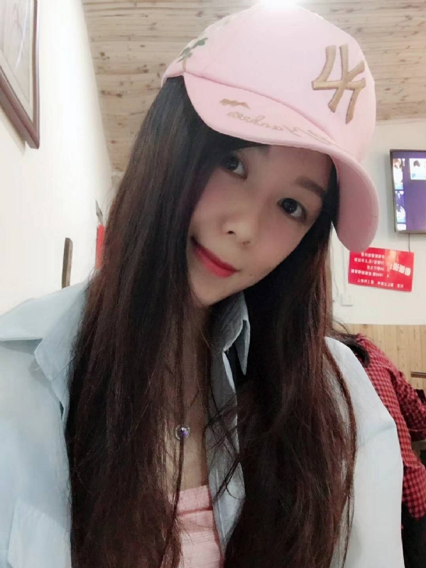 丹丹的第三张照片--福安婚介网