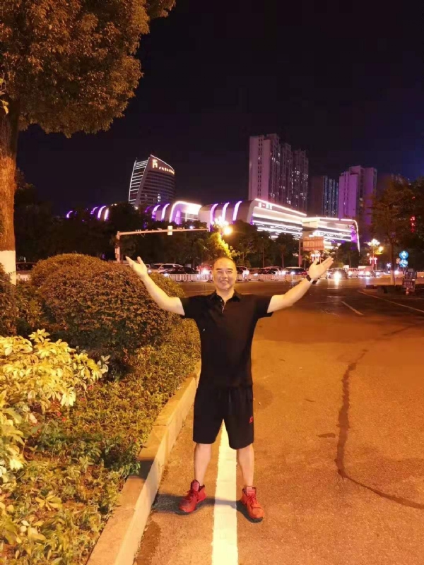 李国伟的第二张照片--福安婚介网