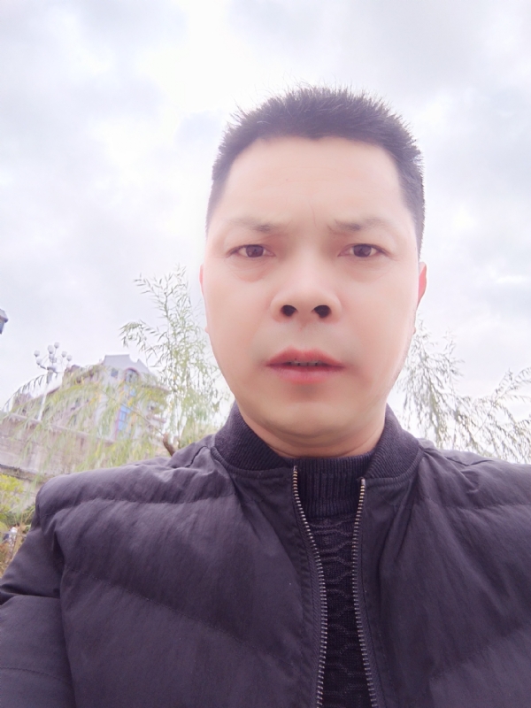 随缘的第一张照片--福安婚介网