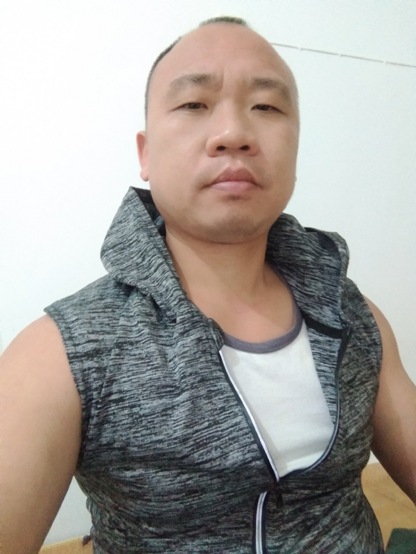 whm的第二张照片--福安婚介网