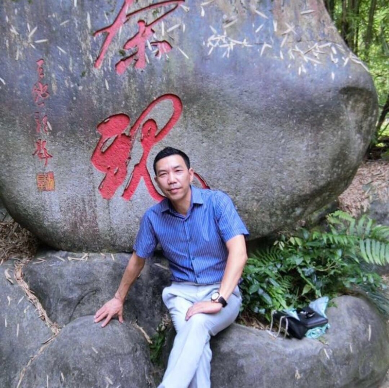 老·黄的第一张照片--福安婚介网
