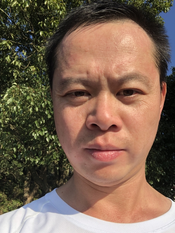 猩猩巨呃的第四张照片--福安婚介网