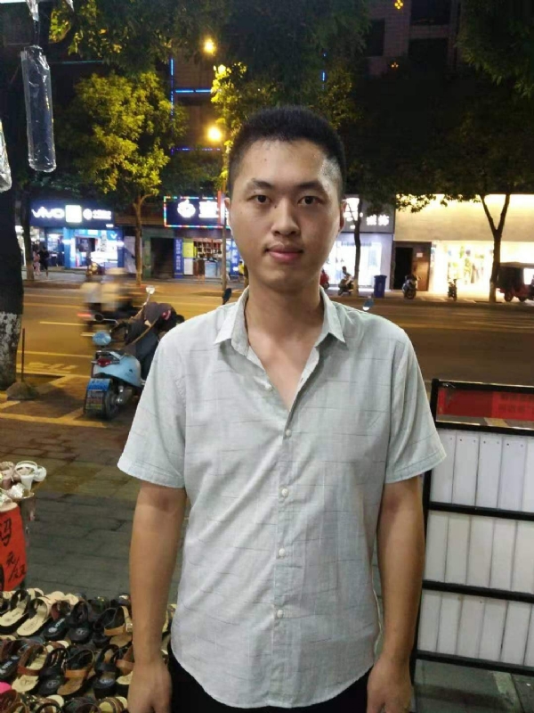 单身的雄鹰的第一张照片--福安婚介网