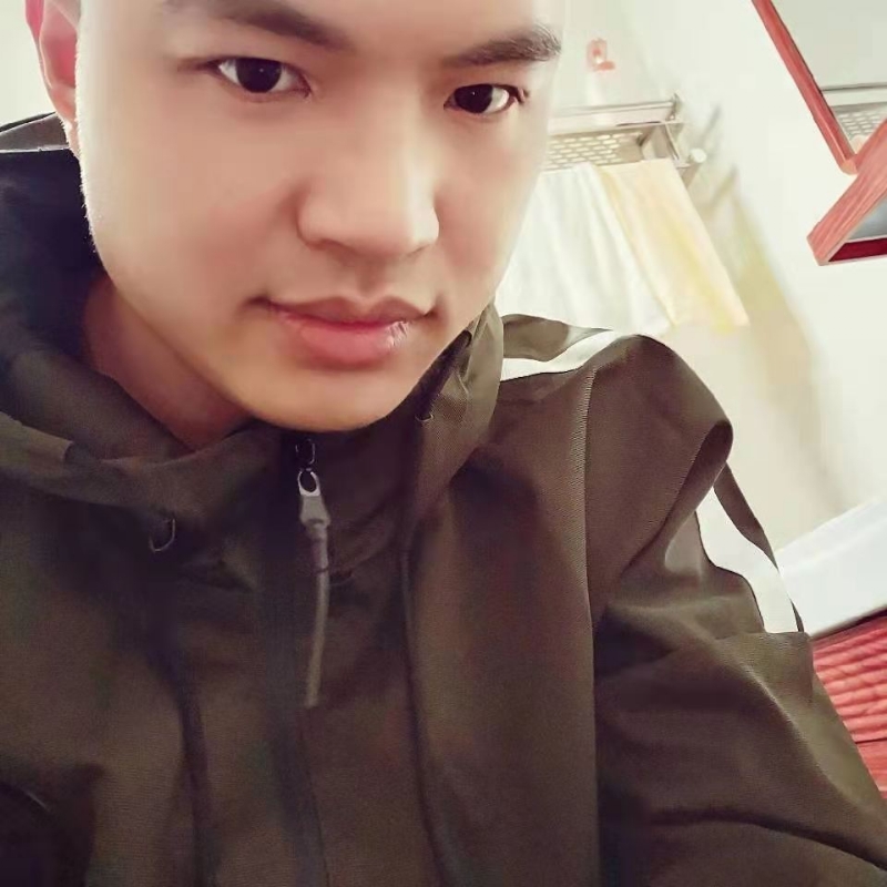 高大上的宅男的第二张照片--福安婚介网