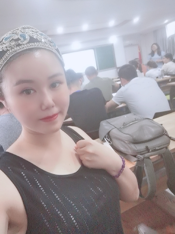 冰欣的第一张照片--福安婚介网