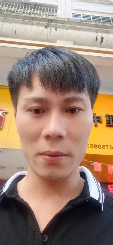笑看人生的第一张照片--福安婚介网