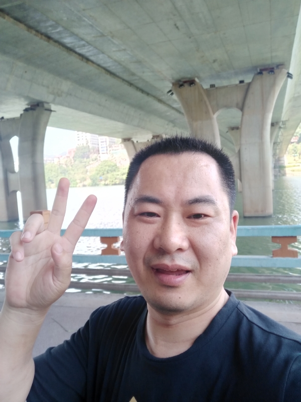 上人的第一张照片--福安婚介网