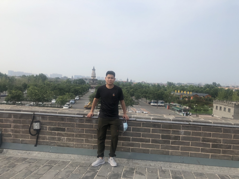 123.向左向右的第一张照片--福安婚介网