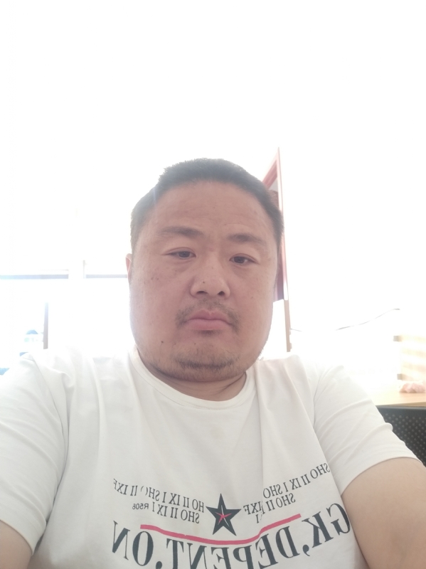 流星隐爱的第三张照片--福安婚介网