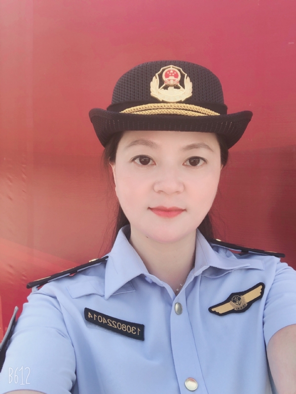 明明的第一张照片--福安婚介网