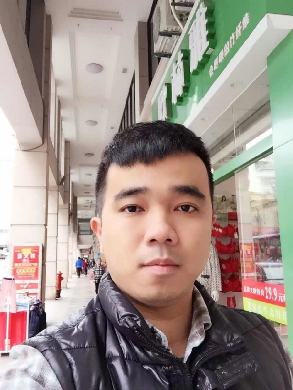 小小怪兽的第一张照片--福安婚介网