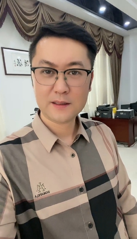 勤勉的第一张照片--福安婚介网