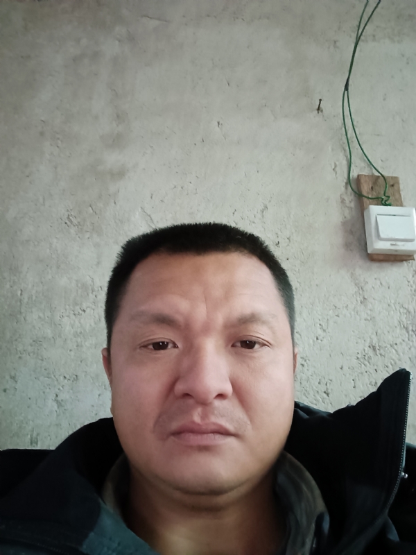兰成龙的第三张照片--福安婚介网