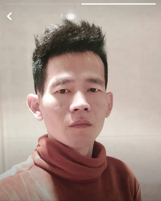 白了少年头的第一张照片--福安婚介网