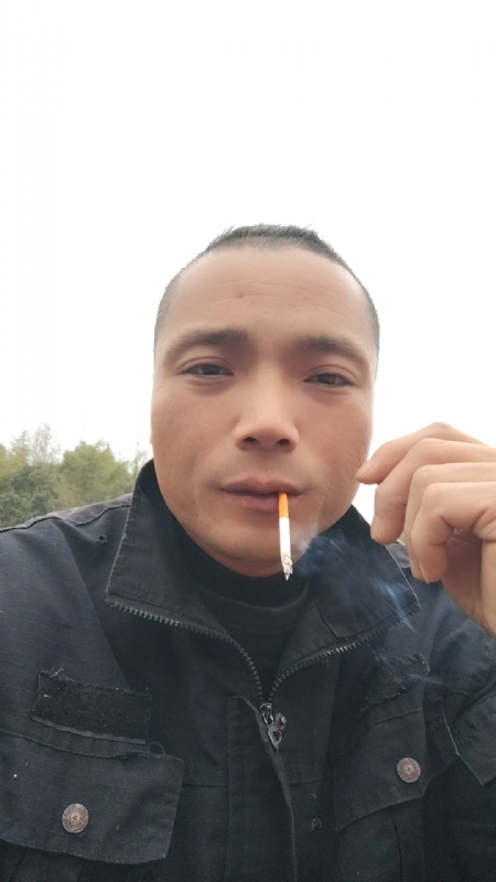 伯爵的第一张照片--福安婚介网