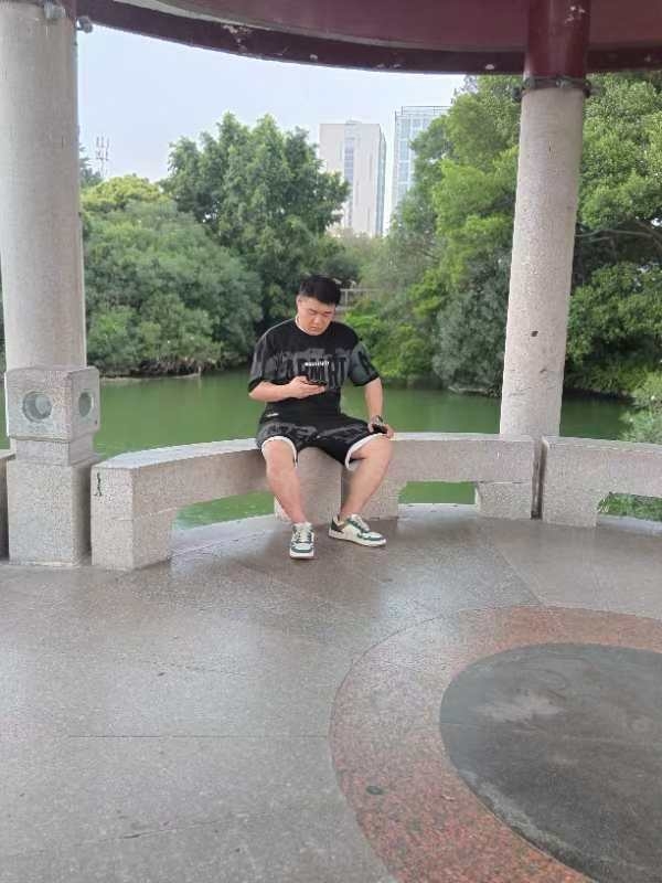 不善挽留的第一张照片--福安婚介网