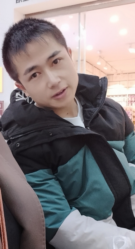 不骄不躁的第一张照片--福安婚介网