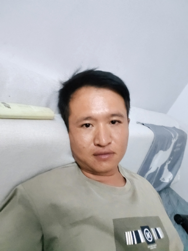 陌生人的第三张照片--福安婚介网