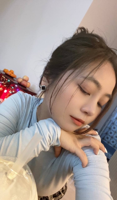 艳秋的第一张照片--福安婚介网